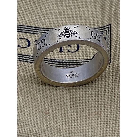 Authentic Gucci Sterling Silver Bee and GG Motif Ring - Size 8.5 - Picture 9 of 10